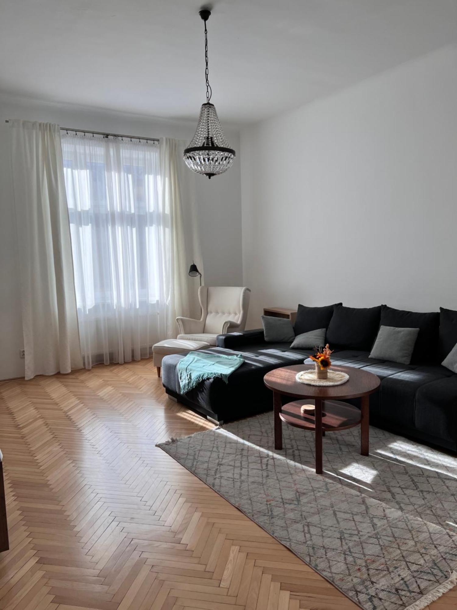 Stylish Flat In City Centre Bratislava Bagian luar foto